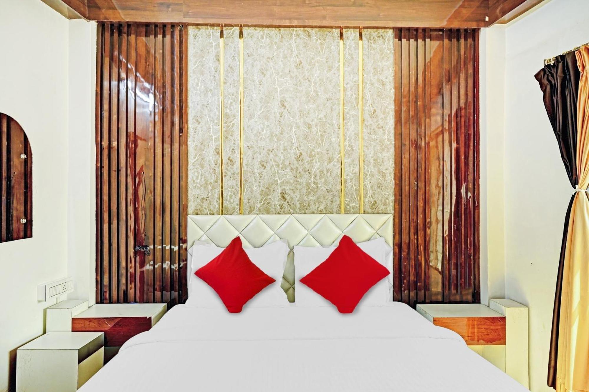 Hotel O Om Shanti Inn Kalkutta Kültér fotó